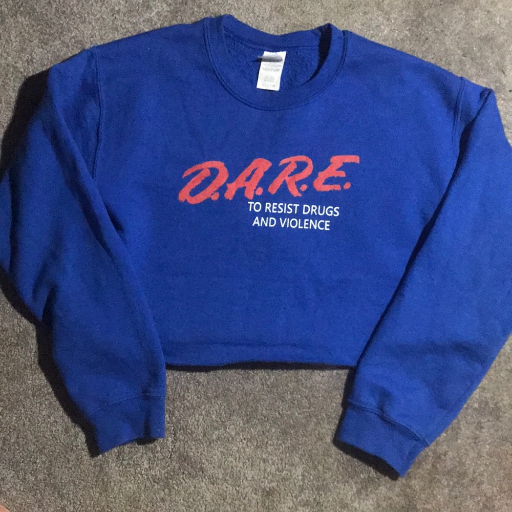vintage D.A.R.E cropped crew neck